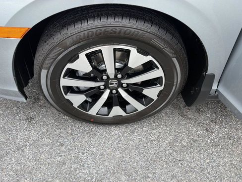 New 2026 Honda Odyssey EX-L image 35