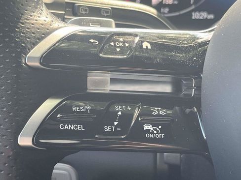 Used 2025 Mercedes-Benz GLS 450 4MATIC image 38