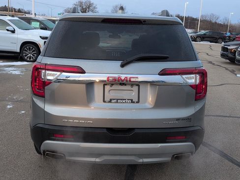 Used 2023 GMC Acadia SLT image 4