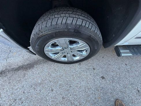 Used 2018 GMC Sierra 1500 SLT image 9