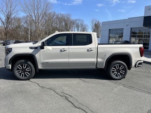 New 2026 GMC Sierra 1500 AT4 w/ AT4 Premium Package AWD/4WD image 2