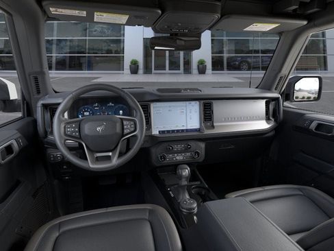 New 2026 Ford Bronco Outer Banks AWD/4WD image 9