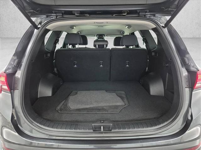 Certified 2023 Hyundai Santa Fe SEL FWD image 6