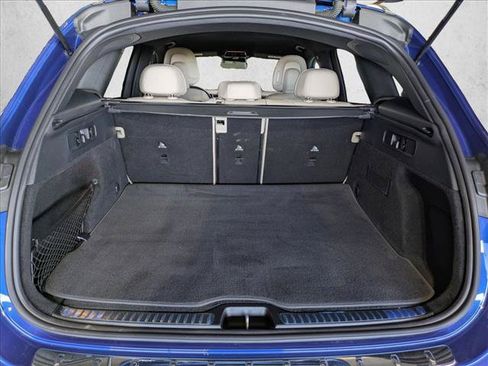 Certified 2026 Mercedes-Benz GLC 300 image 10