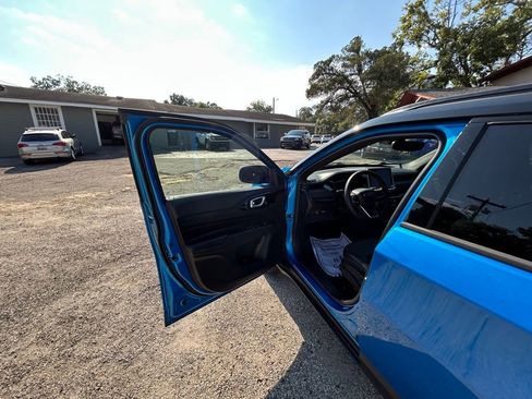 Used 2024 Jeep Compass Trailhawk image 27