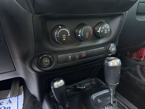 Used 2011 Jeep Wrangler Unlimited Sport AWD/4WD image 18