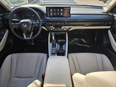 Used 2025 Honda Accord Touring image 51
