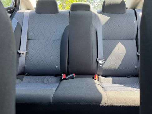 Used 2025 Nissan Versa SV FWD image 35