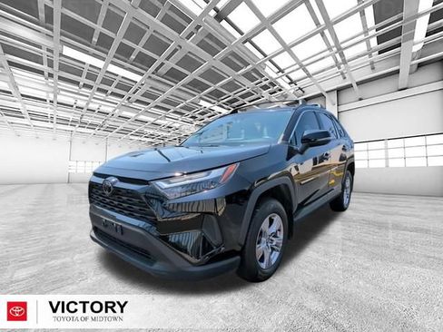 Used 2024 Toyota RAV4 XLE w/ Convenience Package AWD/4WD image 8