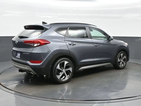 Used 2017 Hyundai Tucson Limited w/ Limited Ultimate Package 03 FWD image 6