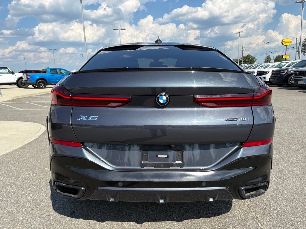 Used 2022 BMW X6 xDrive40i w/ M Sport Package AWD/4WD image 6