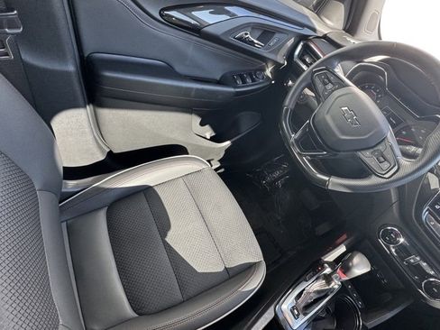Used 2022 Chevrolet TrailBlazer RS w/ Convenience Package image 9