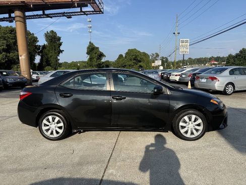 Used 2014 Toyota Corolla LE FWD image 8