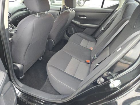 Used 2023 Nissan Sentra SV image 19