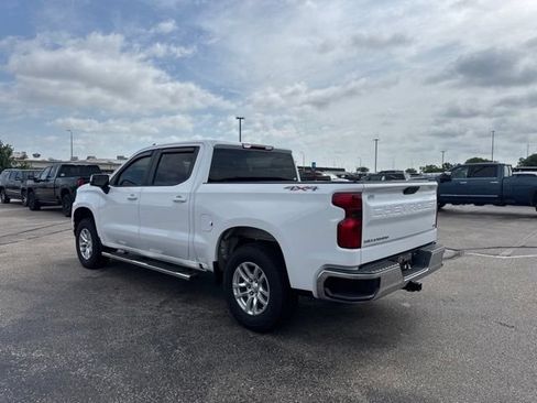 Used 2021 Chevrolet Silverado 1500 LT AWD/4WD image 5