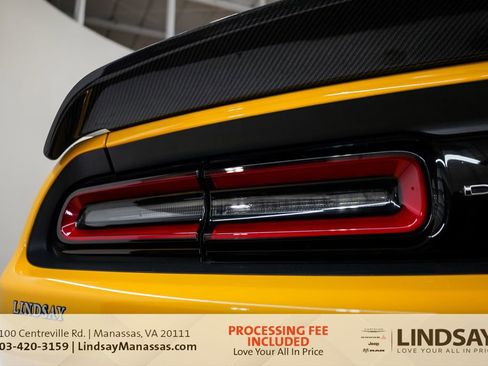 Used 2018 Dodge Challenger SRT Hellcat RWD image 14
