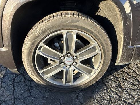 Used 2018 GMC Acadia Denali w/ Technology Package image 19