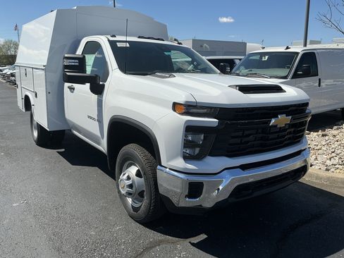 New 2025 Chevrolet Silverado 3500 W/T w/ WT Convenience Package AWD/4WD image 2