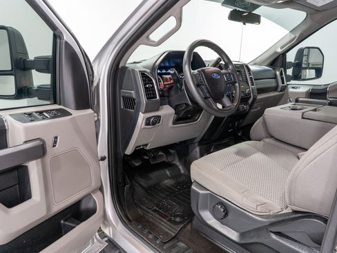 Used 2018 Ford F250 XLT AWD/4WD image 13
