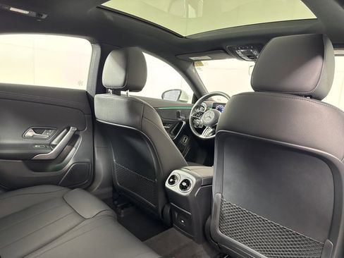 Certified 2025 Mercedes-Benz CLA 250 4MATIC image 17