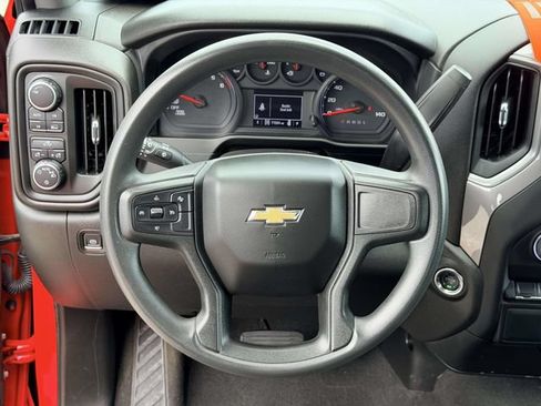 Used 2023 Chevrolet Silverado 1500 Custom AWD/4WD image 18