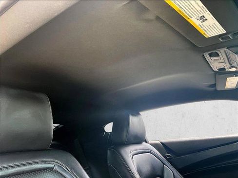 Used 2019 Chevrolet Camaro LT RWD image 17