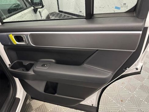 New 2026 Hyundai Santa Fe SE image 16