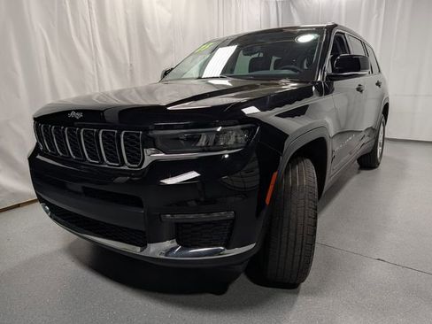 Used 2023 Jeep Grand Cherokee L Limited AWD/4WD image 7
