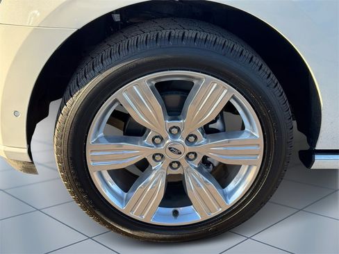 New 2024 Ford Expedition Max Platinum image 5