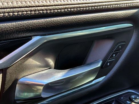 Used 2019 RAM 1500 Laramie w/ Sport Appearance Package image 19