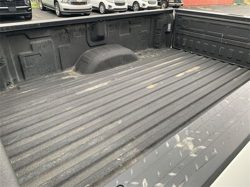 Used 2022 Chevrolet Silverado 2500 LT w/ Convenience Package image 24