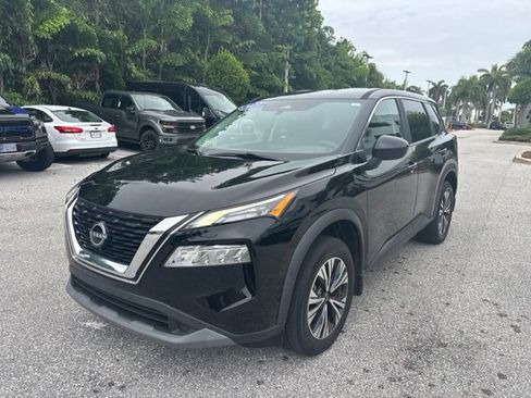 Used 2023 Nissan Rogue SV FWD image 5