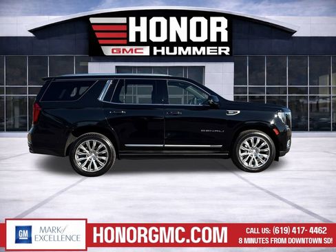 Used 2023 GMC Yukon Denali AWD/4WD image 2