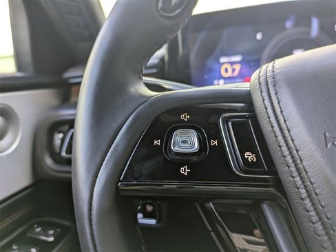 Certified 2025 Lincoln Aviator Black Label image 29