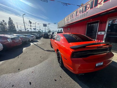 Used 2012 Dodge Charger R/T image 7