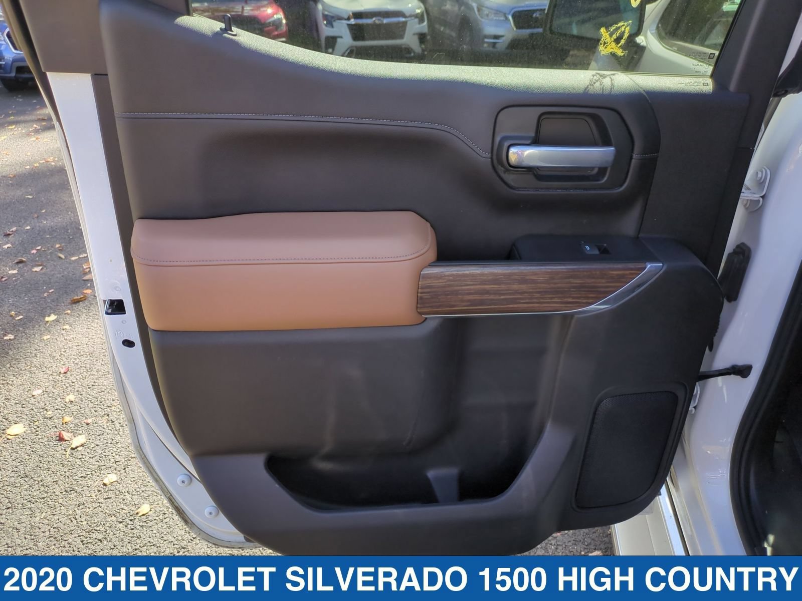Used 2020 Chevrolet Silverado 1500 High Country w/ Technology Package AWD/4WD image 30
