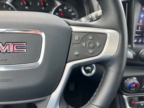 Used 2023 GMC Terrain SLT w/ Elevation Edition AWD/4WD image 28
