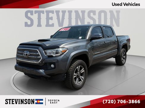 Certified 2017 Toyota Tacoma TRD Sport w/ Tow Package (A/T) AWD/4WD image 1