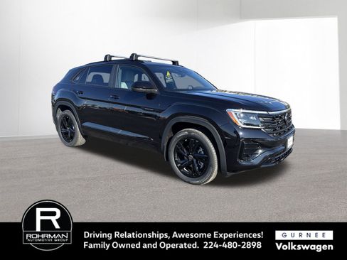 New 2026 Volkswagen Atlas Cross Sport SEL R-Line image 2
