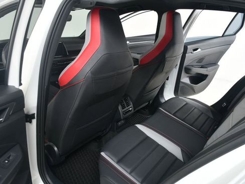 Used 2024 Volkswagen GTI Autobahn image 32