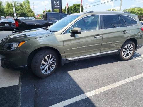Used 2017 Subaru Outback 2.5i Touring w/ Popular Package #5A AWD/4WD image 1