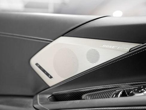 Used 2020 Chevrolet Corvette Stingray Premium Cpe w/ 3LT Preferred Equipment Group image 31