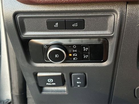 Used 2024 Ford Expedition Max Limited image 17