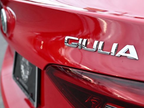 Used 2019 Alfa Romeo Giulia AWD w/ Cold Weather Package image 45