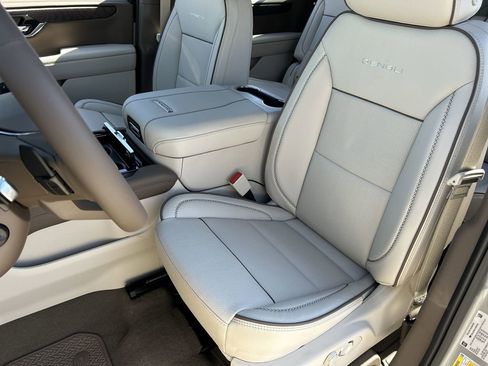 New 2026 GMC Yukon Denali AWD/4WD image 19