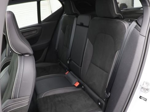 Used 2021 Volvo XC40 P8 Recharge w/ Advanced Package image 12