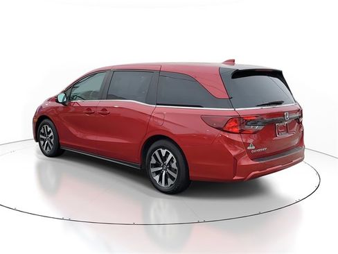 Used 2025 Honda Odyssey EX-L image 3