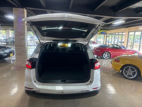 Used 2018 Chevrolet Equinox LS FWD image 7