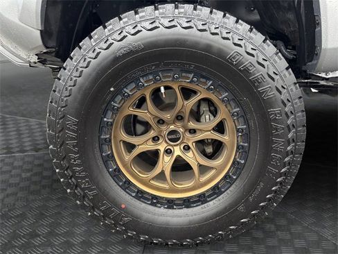 Used 2020 Toyota Tacoma TRD Sport image 14