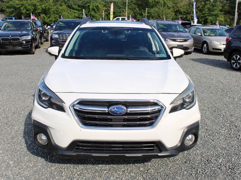 Used 2018 Subaru Outback 2.5i Limited AWD/4WD image 3